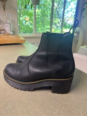 Dr. Martens leather Rometty boots